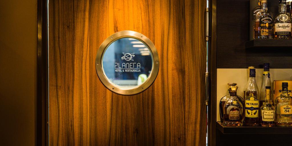 Planeta Hotel 미엘노 외부 사진