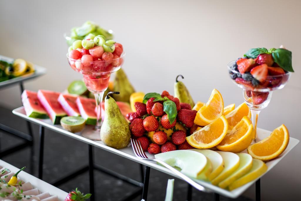 Planeta Hotel 미엘노 외부 사진